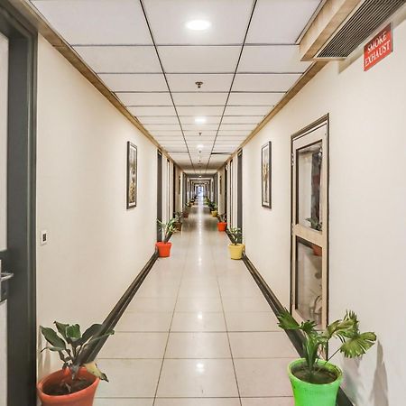 Collection O Limewood Stay Gurgaon Buitenkant foto