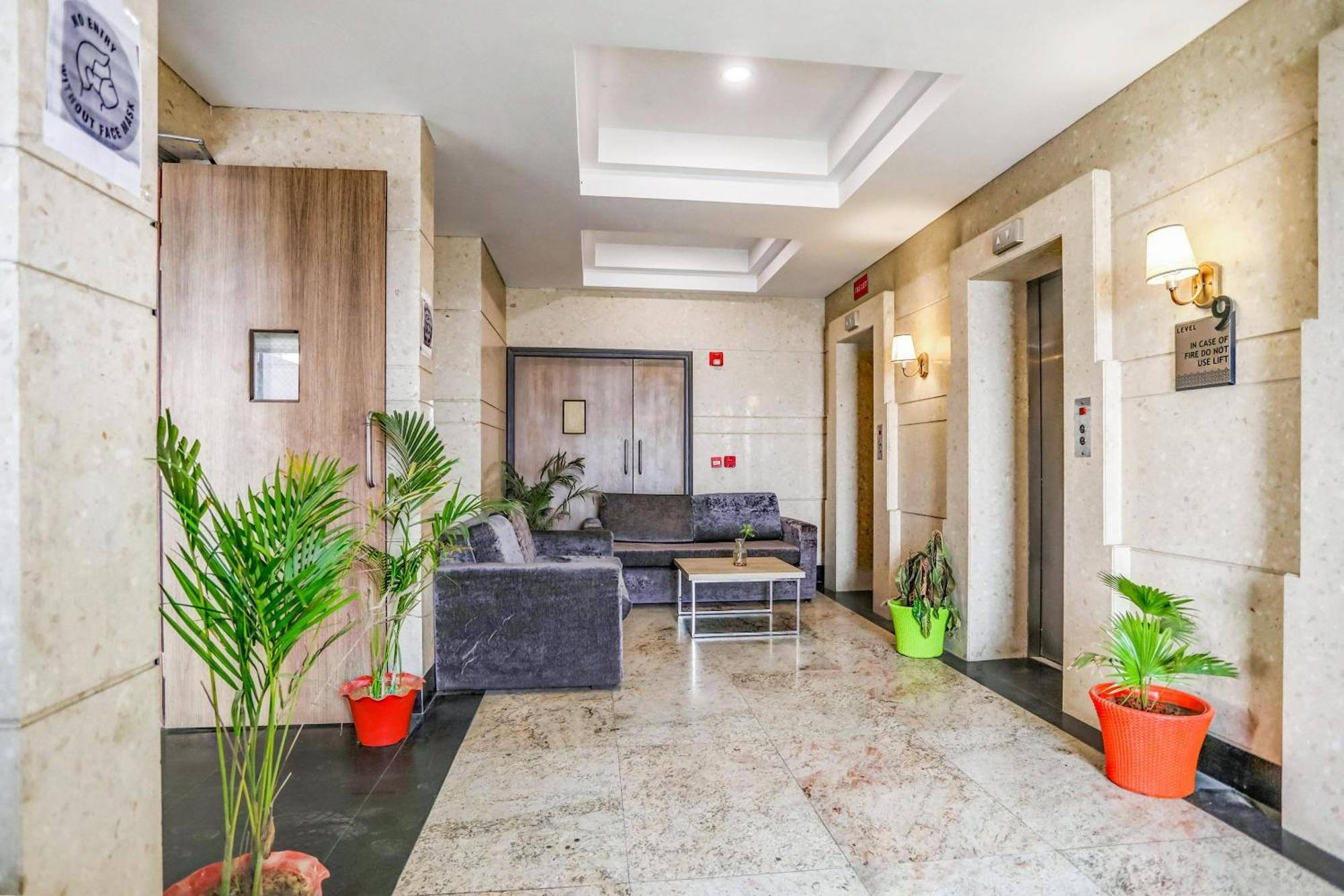 Collection O Limewood Stay Gurgaon Buitenkant foto