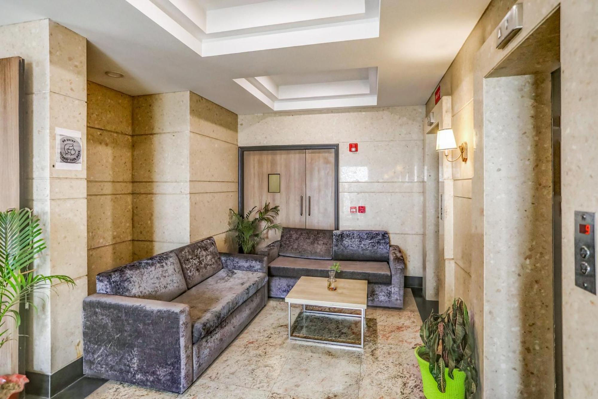 Collection O Limewood Stay Gurgaon Buitenkant foto